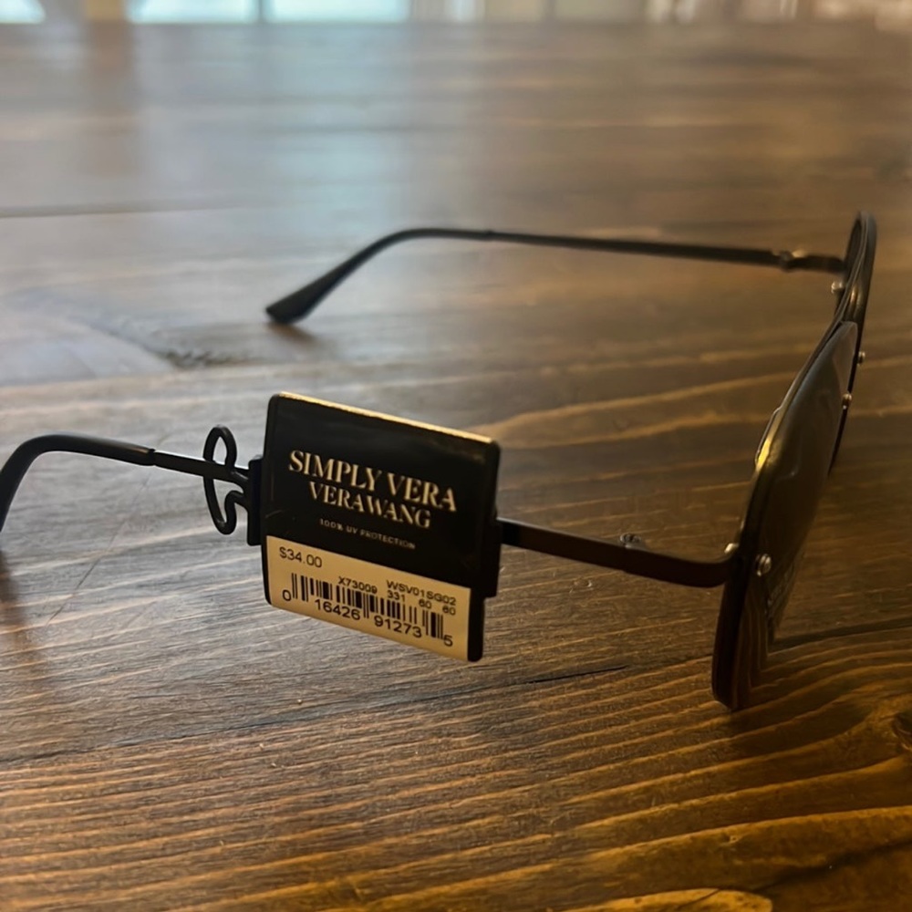 Simply Vera Vera Wang Sunglasses
